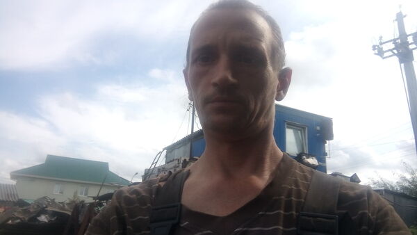  ,   Alekcei, 49 ,   ,   , c 