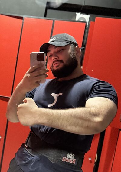  ,   Abduraxmon, 25 ,   ,   