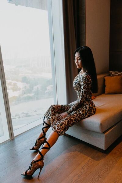  ,   Rose, 28 ,   ,   