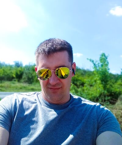  ,   Andrei, 39 ,   ,   , c , 