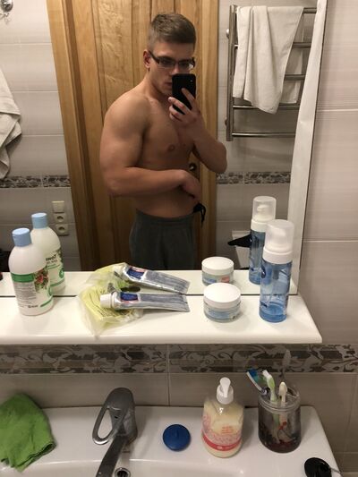  ,   Artur, 28 ,   ,   , c 