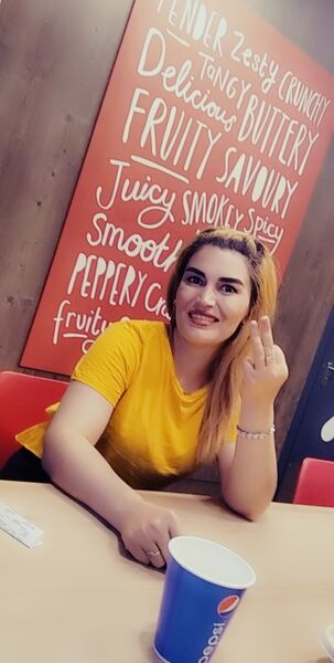  ,   Samira, 38 ,   ,   