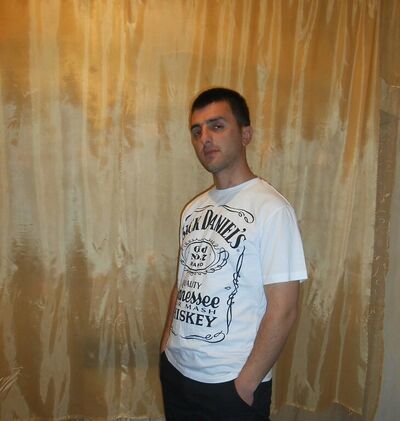  ,   Rafik, 35 ,   