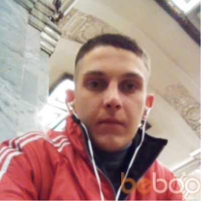  ,   Tomas, 36 ,   