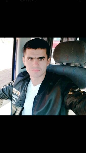  ,   Amin, 33 ,   ,   