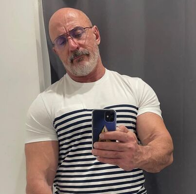  Frankfurt am Main,   William Mark, 62 ,   ,   