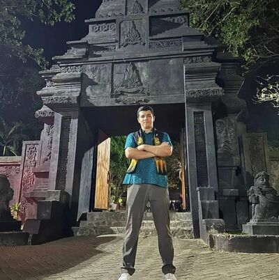  ,   Niko, 23 ,   ,   