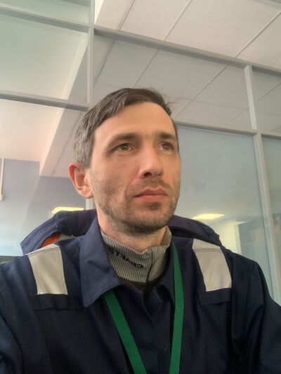  ,   Denis, 37 ,   ,   