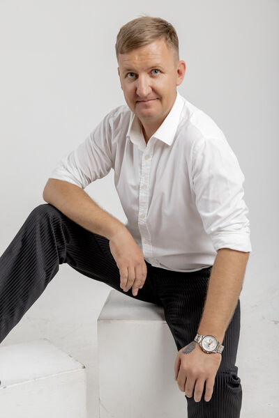  ,   Roman, 43 ,   ,   