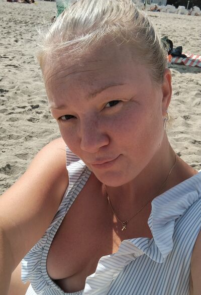  ,   Tanja, 40 ,   c 