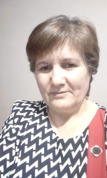  ,   Elena, 57 ,   ,   