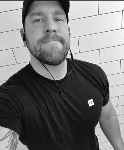  Frankfurt am Main,   Mark hawes, 45 ,   ,   , c 