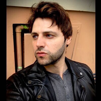  ,   Ivan, 33 ,  