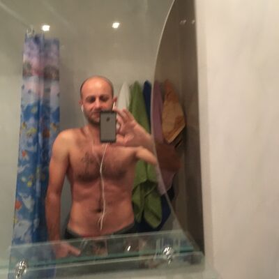  ,   Alex, 41 ,  