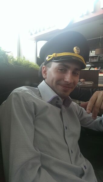  ,   Alex, 38 ,   
