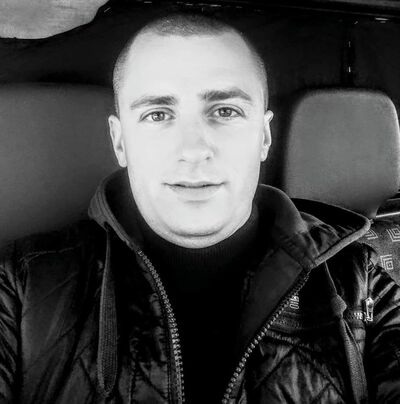  ,   Koma, 33 ,   ,   
