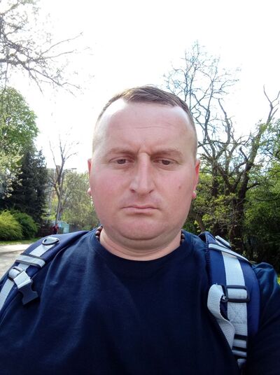  ,   Zviad, 35 ,   ,   
