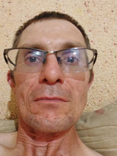  ,   Artem, 46 ,   ,   , c , 