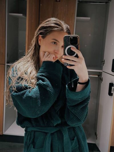  -,   , 21 ,   ,   