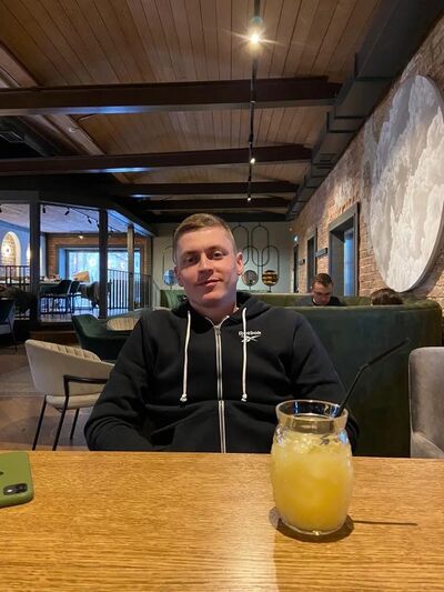  ,   Mikhail, 34 ,   ,   