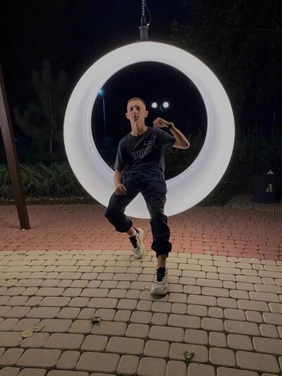 ,   , 20 ,   c 