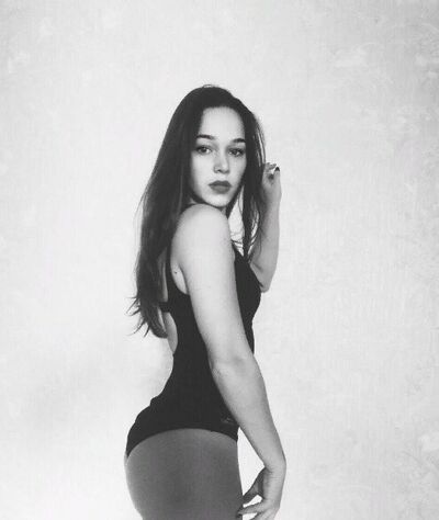  ,   Alice, 31 ,   ,   , c , 