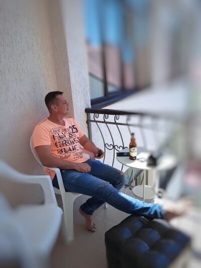  ,   Denis, 46 ,   ,   , c 