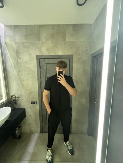  ,   Oleg, 20 ,   ,   