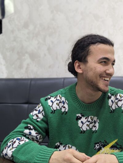  ,   Bahrom, 24 ,   ,   