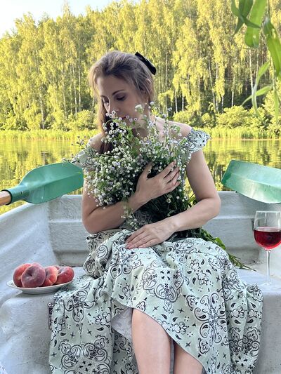  ,   Galina, 48 ,  