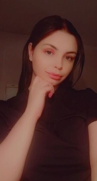  ,   Kamilla, 25 ,   ,   