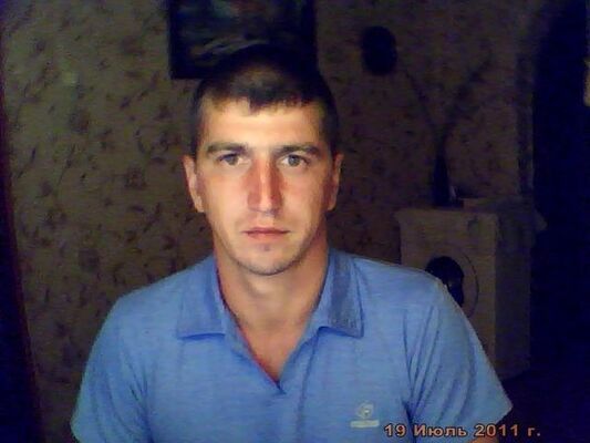  -,   Vladimir, 38 ,   