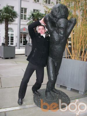  ,   Jurij, 42 ,   