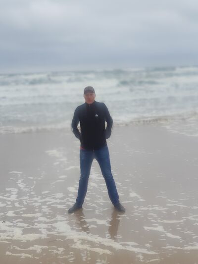  ,   Tomas, 39 ,   ,   , c 