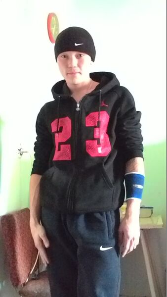  -,   , 32 ,   