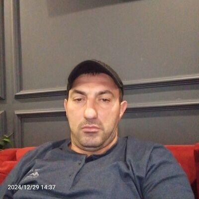  ,   Edgar, 44 ,   ,   