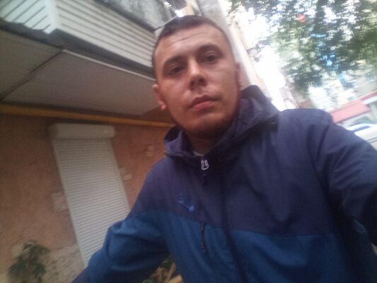  ,   Artyom, 30 ,   ,   
