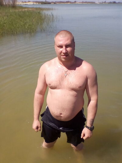  ,   Sasha, 46 ,   