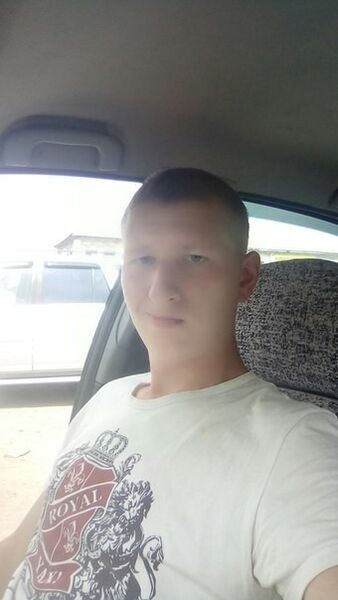  ,   Kirill, 32 ,   