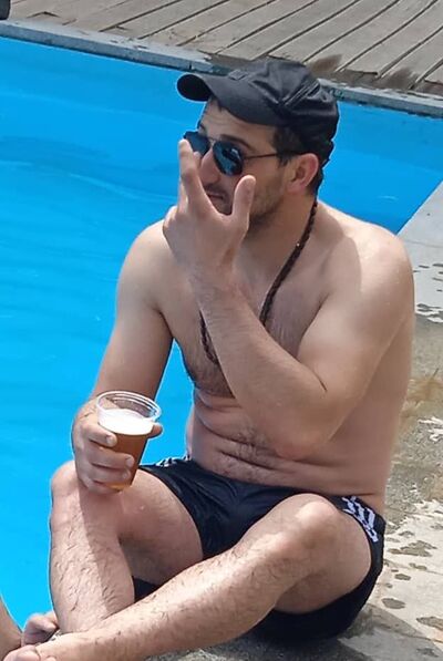  ,   Zuzu, 35 ,   ,   , c , 