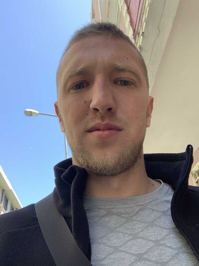  ,   Sergei, 32 ,   ,   , c 