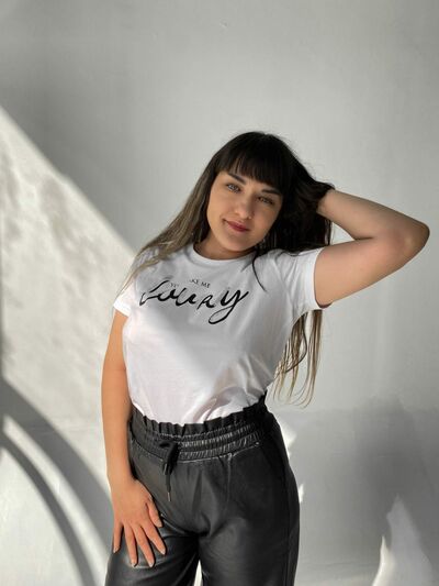  --,   Anna, 33 ,   ,   , c , 