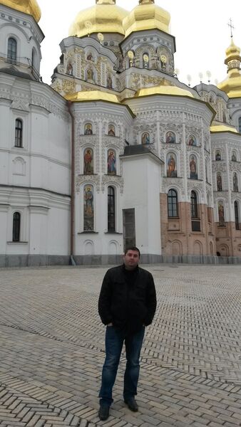  ,   Gio, 44 ,   