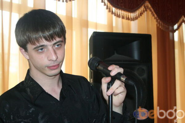  ,   Anton, 35 ,   