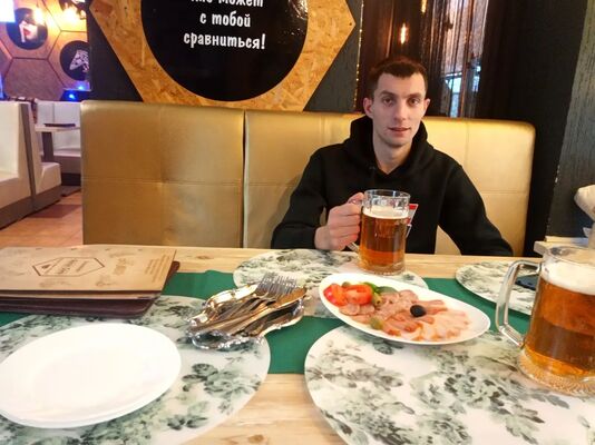  ,   Mikhail, 27 ,   ,   