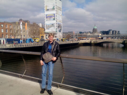  ,   Anatoly, 51 ,   ,   , c , 