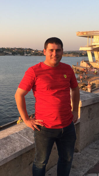  ,   Artem, 35 ,   