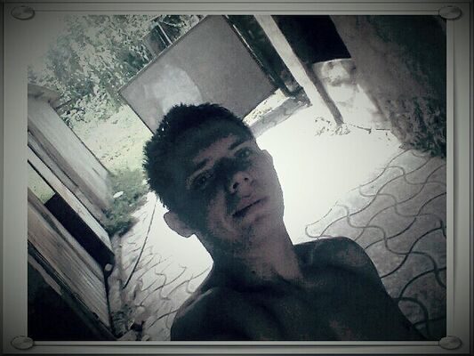  ,   Max, 34 ,   