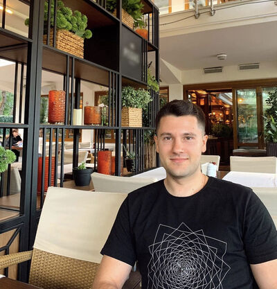  ,   Mihai, 26 ,   ,   