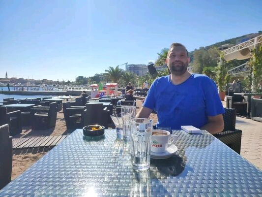  Budva,   Vlado, 46 ,   ,   